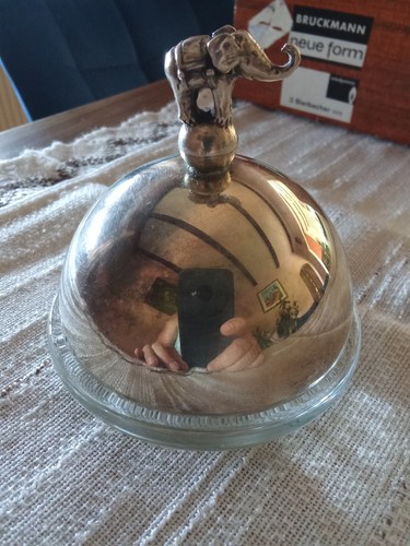 Glasschale mit silberdeckel - glasschale,