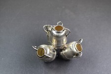 älteres Zierobjekt von 4