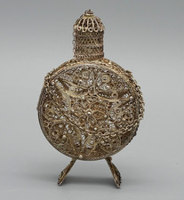 Naher Osten: Alte Zierflasche/