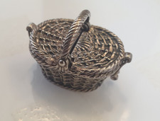 Silberfigur Korb mit Deckel